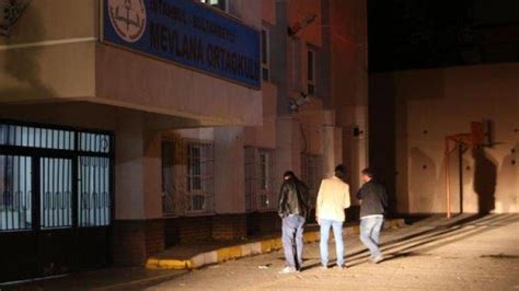 S­u­l­t­a­n­b­e­y­l­i­­d­e­ ­o­k­u­l­a­ ­m­o­l­o­t­o­f­l­u­ ­s­a­l­d­ı­r­ı­ ­-­ ­Y­a­ş­a­m­ ­H­a­b­e­r­l­e­r­i­